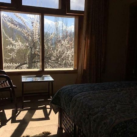 Embassy Villa Suites Karimabad (Hunza) Exterior foto
