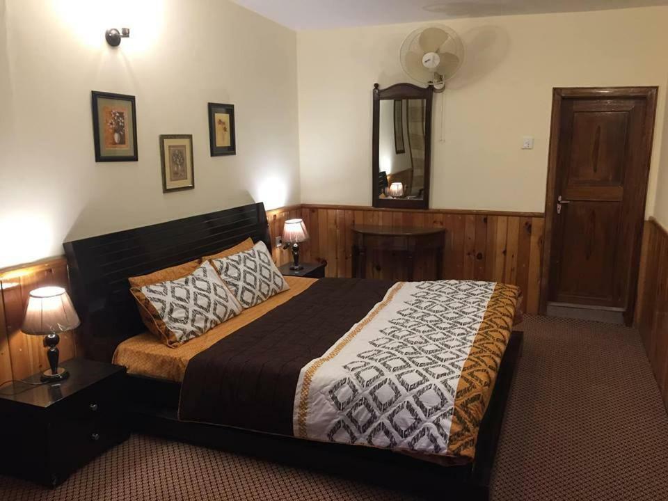 Embassy Villa Suites Karimabad (Hunza) Exterior foto